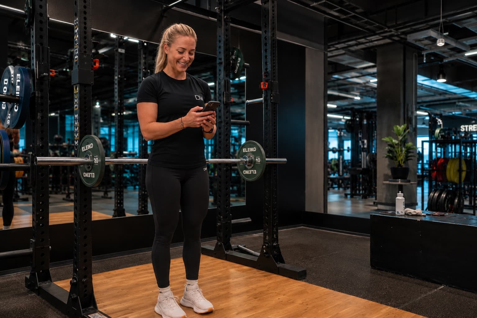 Personlig tränare använder Trainera i gymmet